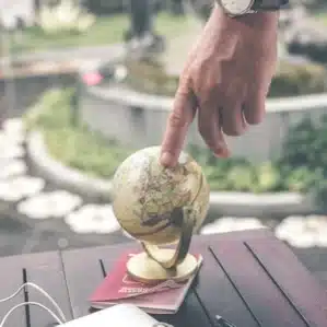 French Reve - Travel Globe